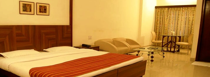 1880/Hotel Uberoi Anand - Bareilly 15.jpg